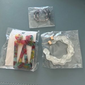 Lucite hoop earrings set of 3
